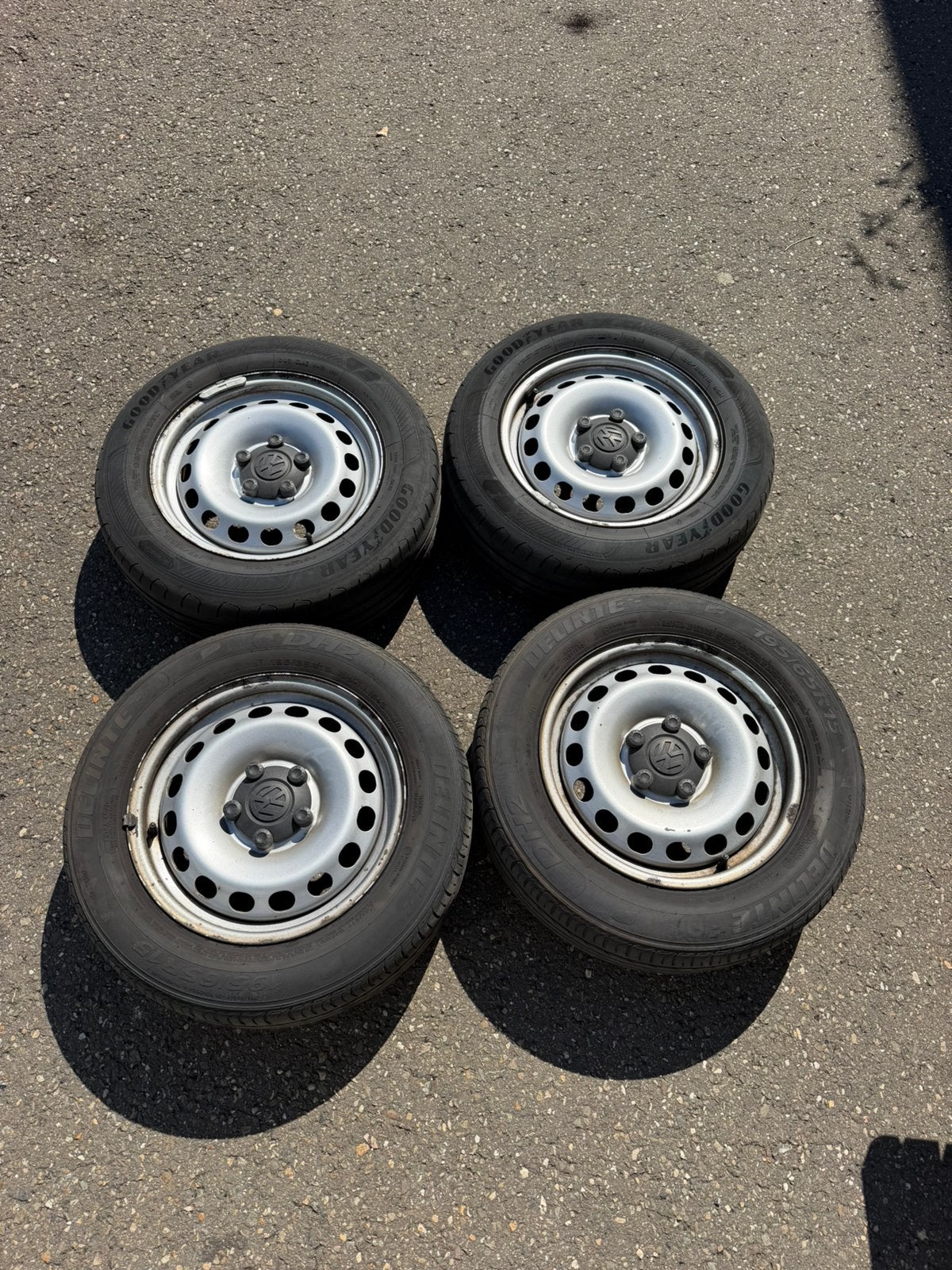 Volkswagen caddy banden + velgen, Ophalen, Volkswagen