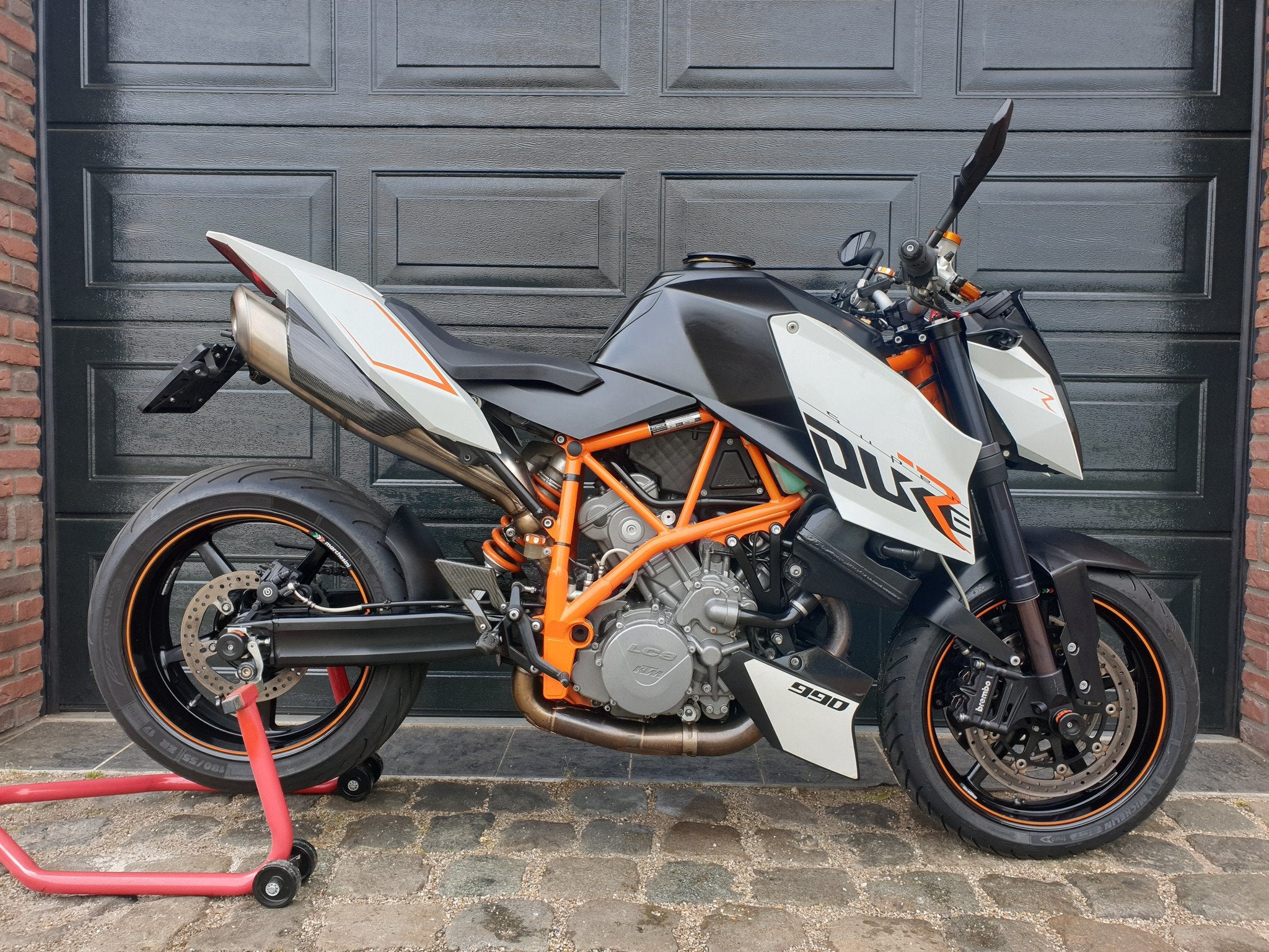 KTM Superduke 990R AKRAPOVIC 990 R Zeer NETJES (bj 2013), Bedrijf, Naked bike, Meer dan 35 kW, 1000 cc