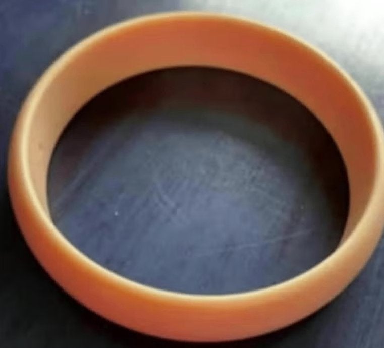 Licht oranje / zalm kleurige armband, armsieraad, sieraad, Ophalen of Verzenden, Zo goed als nieuw, Oranje