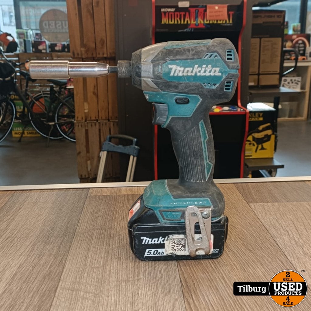 Makita DTD153 slagschroevendraaier Incl accu 3,0Ah!, Doe-het-zelf en Verbouw, Gereedschap | Boormachines, Makita, Gebruikt, Support@makita.com