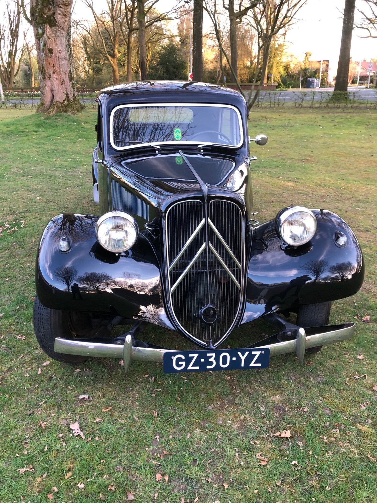 Citroën Traction Avant. 1954 Zwart, Zwart, Particulier, Geïmporteerd, 1060 kg