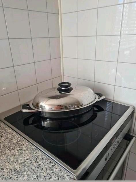 AMC OVALE BRAADPAN VISPAN, Ophalen of Verzenden, Zo goed als nieuw, Koekenpan of Braadpan, Gietijzer