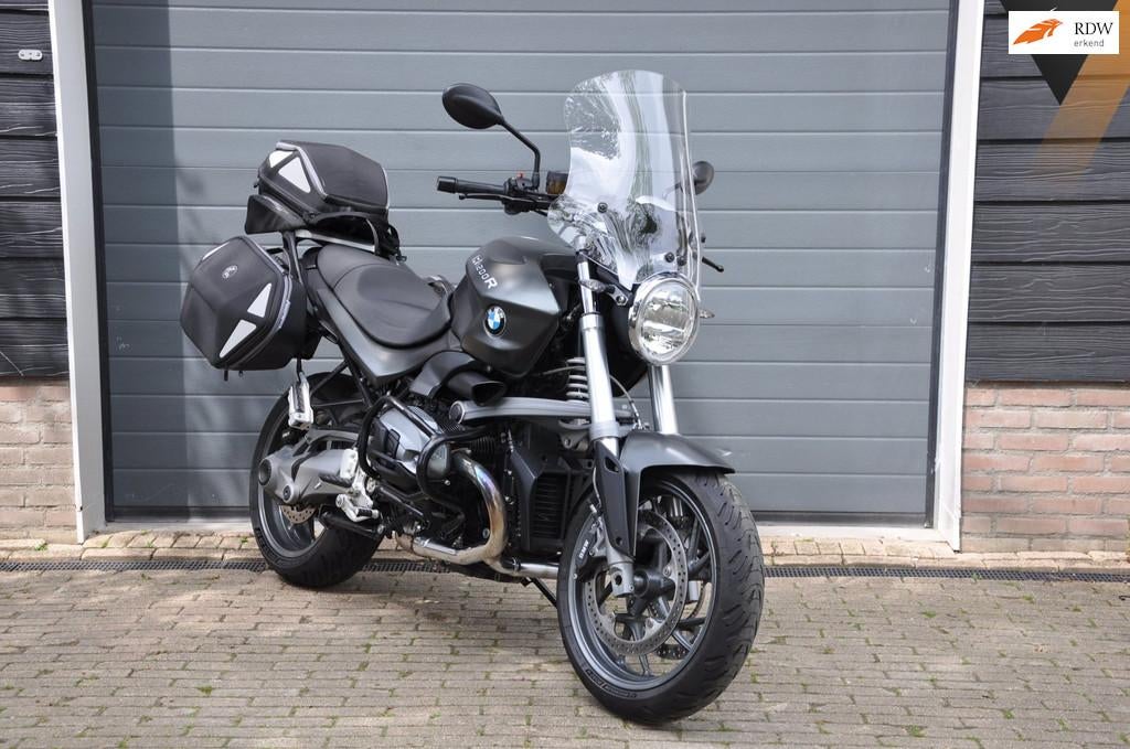 BMW R1200R 33500 km! Alle opties, koffers..., Bedrijf, 1170 cc, Meer dan 35 kW, Info@witteveenmotoren.nl