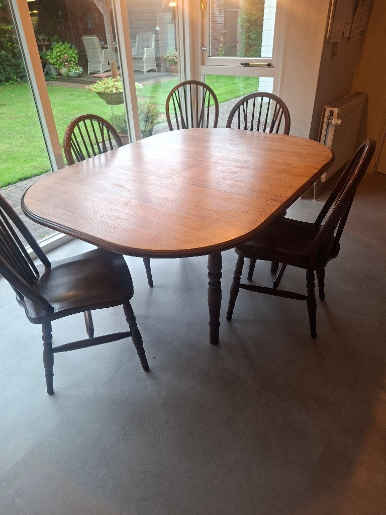 Degenlijke eethoek met uitschuifbare tafel en 6 stoelen, Huis en Inrichting, Ophalen, Gebruikt, 100 tot 150 cm, Degelijk