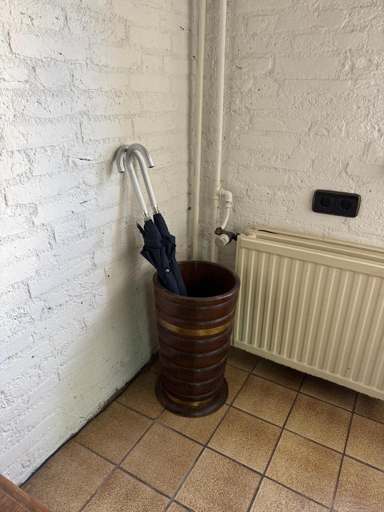 Antieke paraplubak - Houten paraplustandaard, Ophalen of Verzenden, Gebruikt, Hout