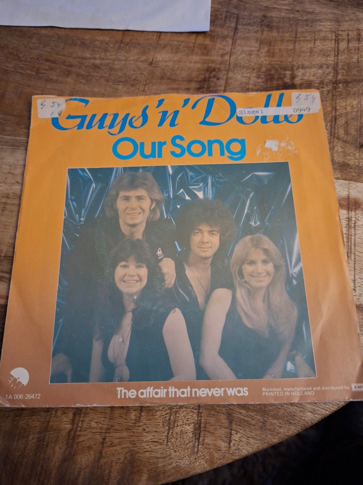 guys n dolls  / our song, Ophalen of Verzenden, Zo goed als nieuw, Pop