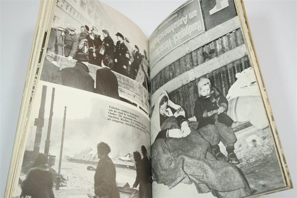 De Laatste Dagen van Berlijn — 2e Wereldoorlog [1973], Ophalen of Verzenden, Tweede Wereldoorlog, Gelezen, Overige onderwerpen
