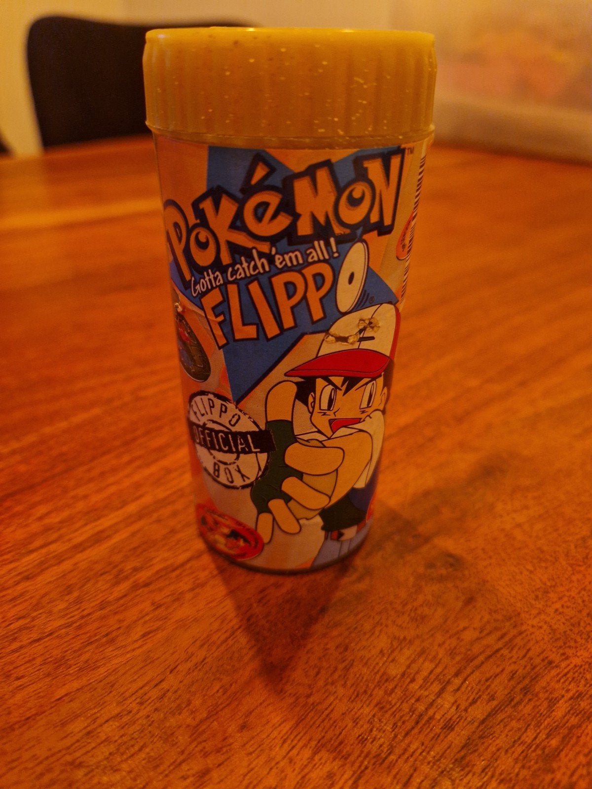 Pokémon Flippo Official Box met Flippo's, Ophalen of Verzenden, Verzameling