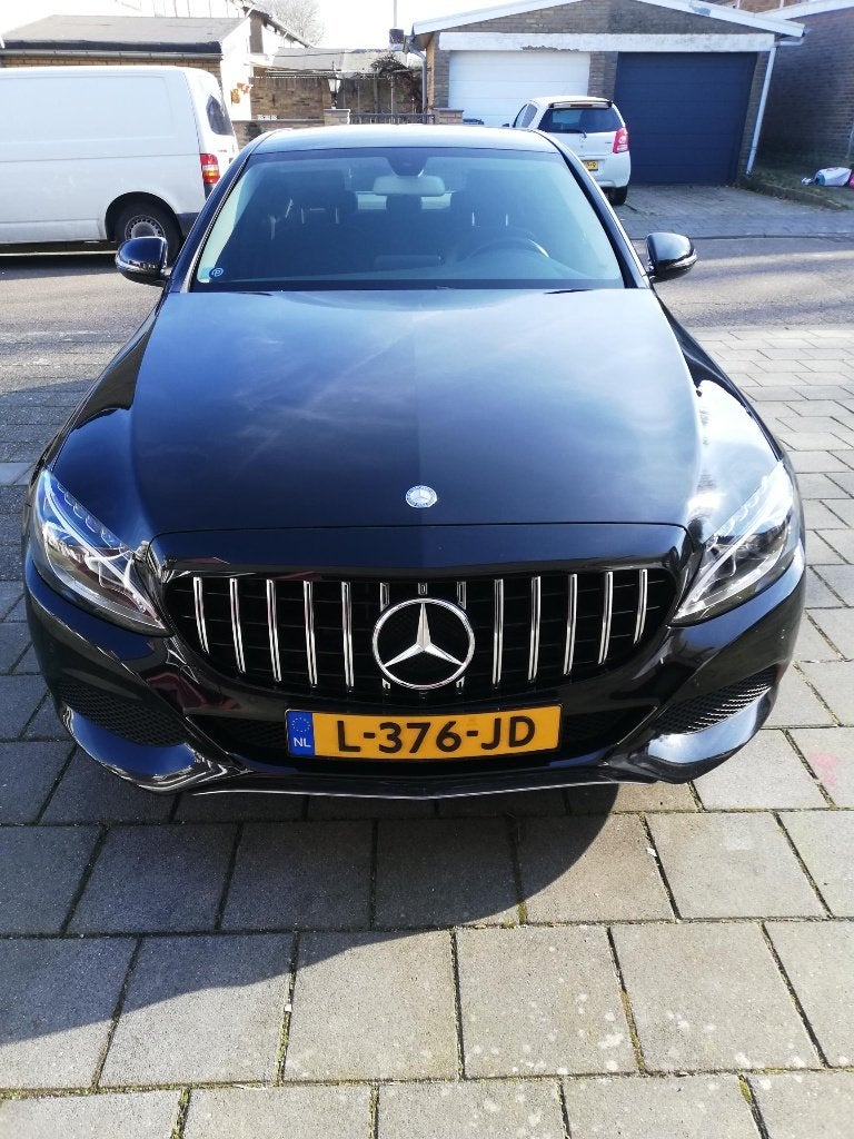Mercedes-Benz C-Klasse C180 1.6 115KW Aut7 2016 Zwart, Auto's, Mercedes-Benz, Automaat, 1800 kg, Leder en Stof, Zwart