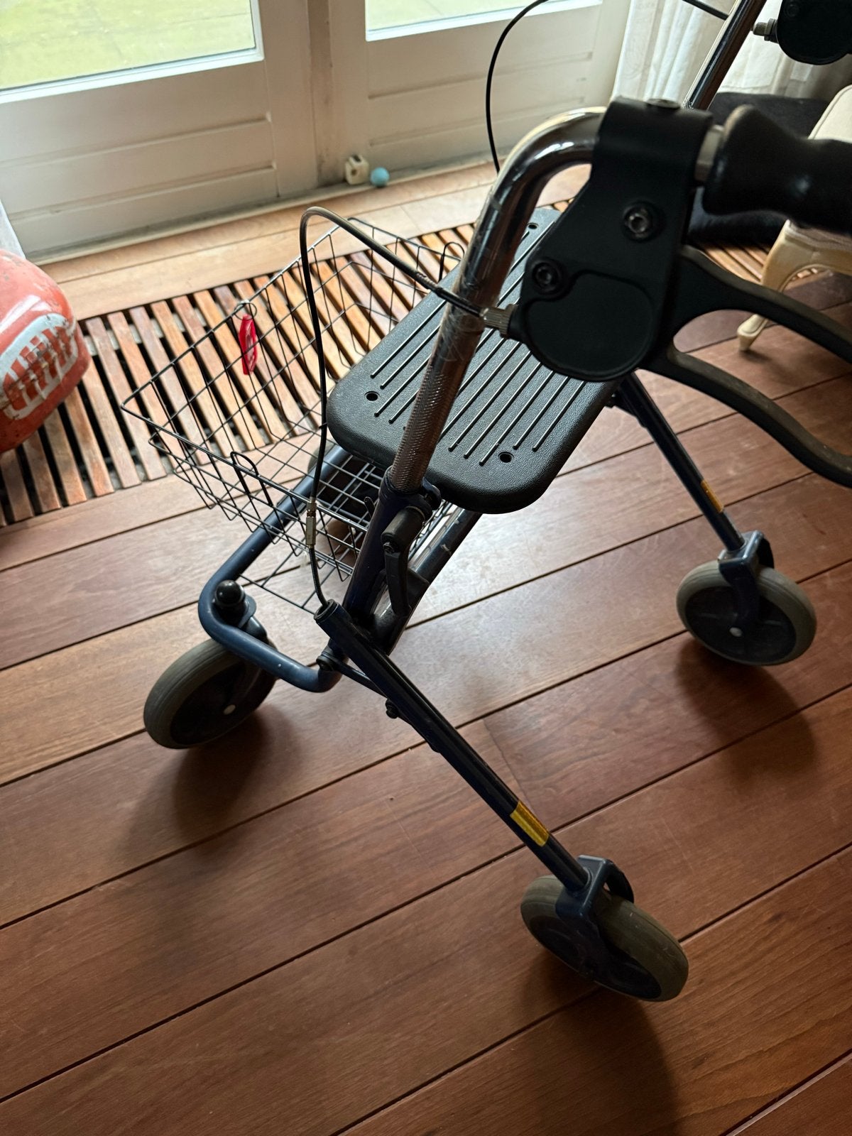 n gebruikte maar goed werkende rollator, Diversen, Ophalen, Gebruikt