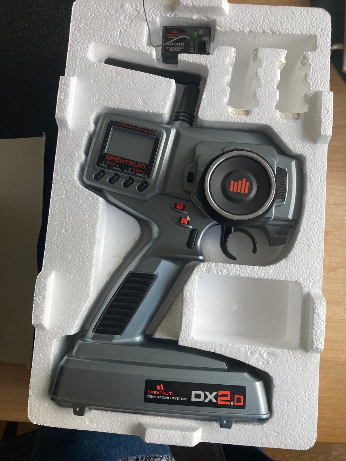 Spectrum DX 2.0 zender en ontvanger 2.4Ghz DSM, Ophalen, Zo goed als nieuw