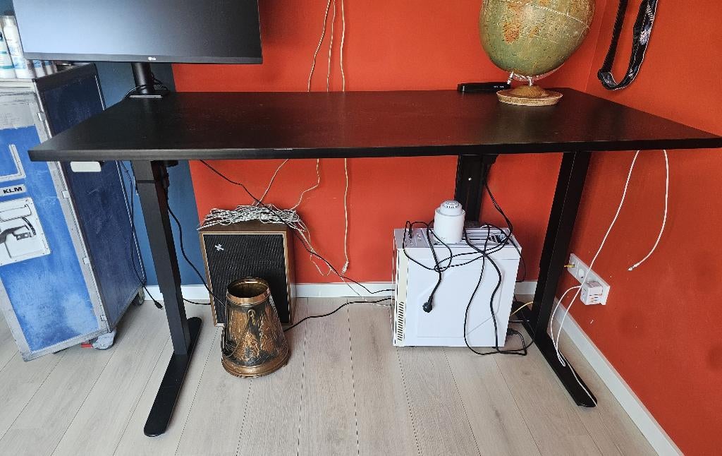 Zit Sta Elektrische Tafel van Jysk, Huis en Inrichting, Ophalen, Gebruikt, 161 cm, In hoogte verstelbaar