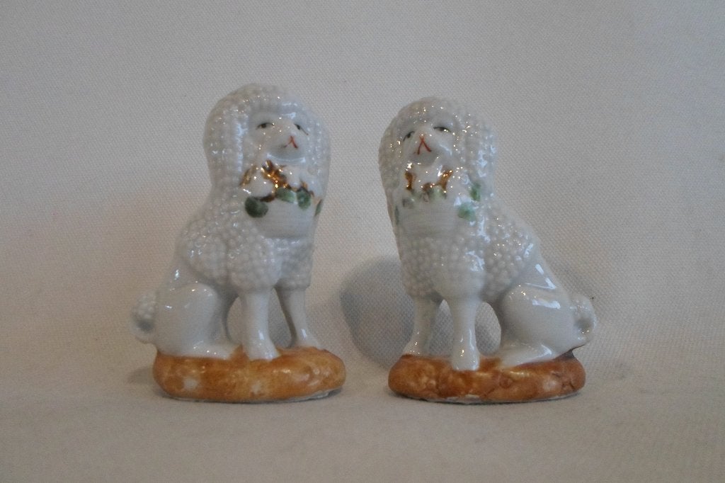 Antieke Hondjes Porselein Klein, Ophalen of Verzenden