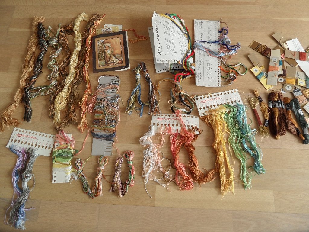 Veel DMC losse garen van borduurpakketten zie foto's, Hobby en Vrije tijd, Borduren en Borduurmachines, Ophalen of Verzenden, Zo goed als nieuw