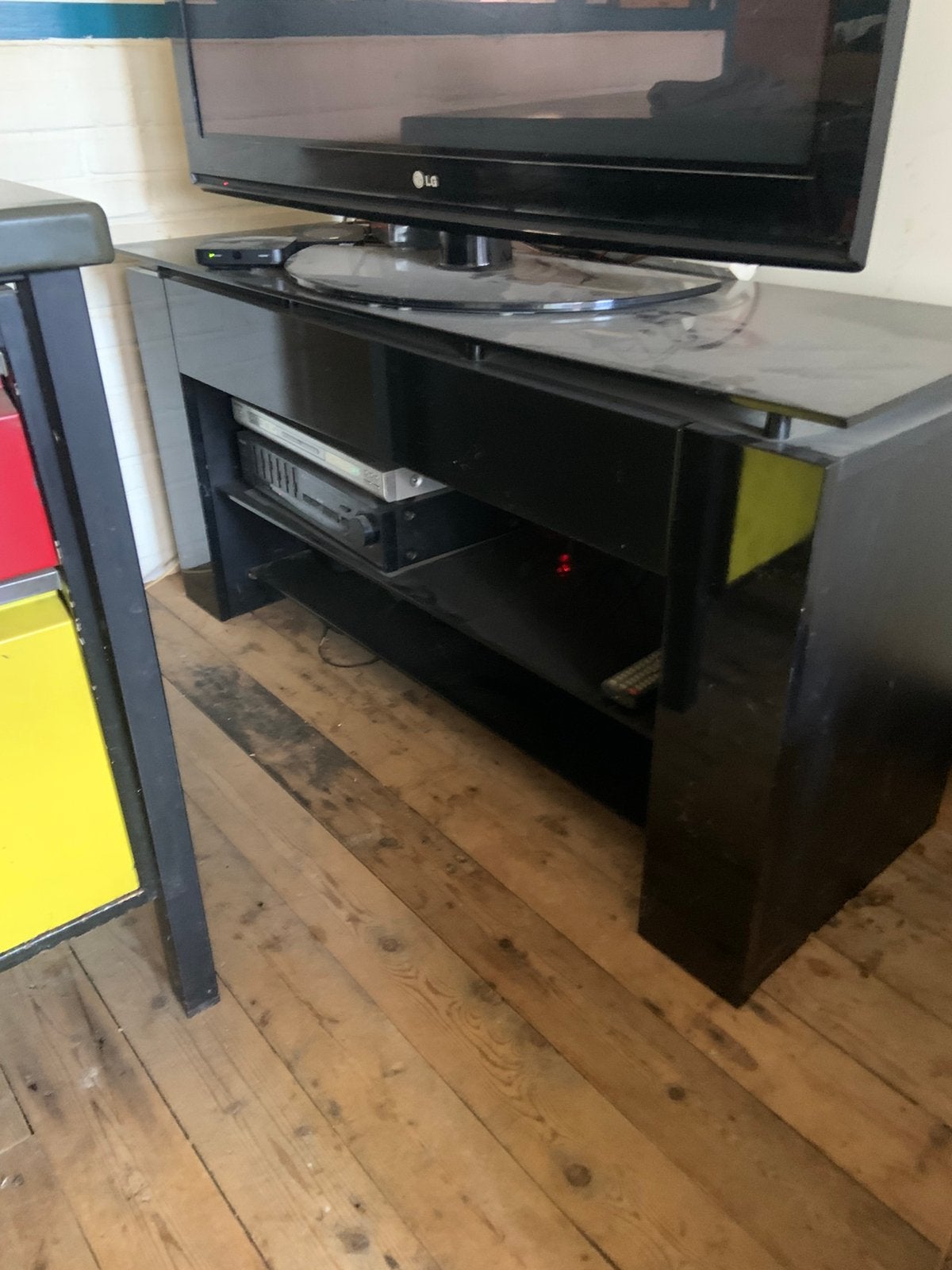 Gratis ophalen tv meubel, Ophalen, Zo goed als nieuw, 25 tot 50 cm, Minder dan 100 cm