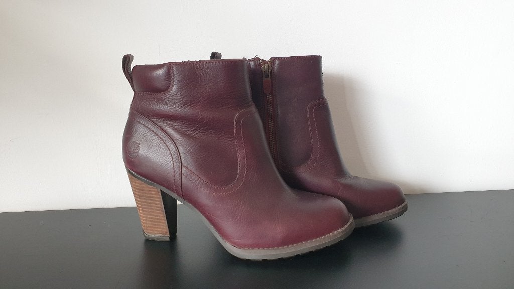 Timberland Earthkeepers Enkellaarzen Rood maat 39,5, Lage of Enkellaarzen, Ophalen of Verzenden, Zo goed als nieuw, Timberland