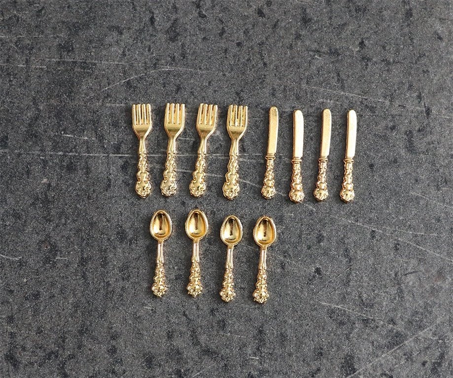 Bestek - vork mes lepel zilver kleur miniatuur nieuw 1:12, Ophalen of Verzenden, Nieuw, Decoratie