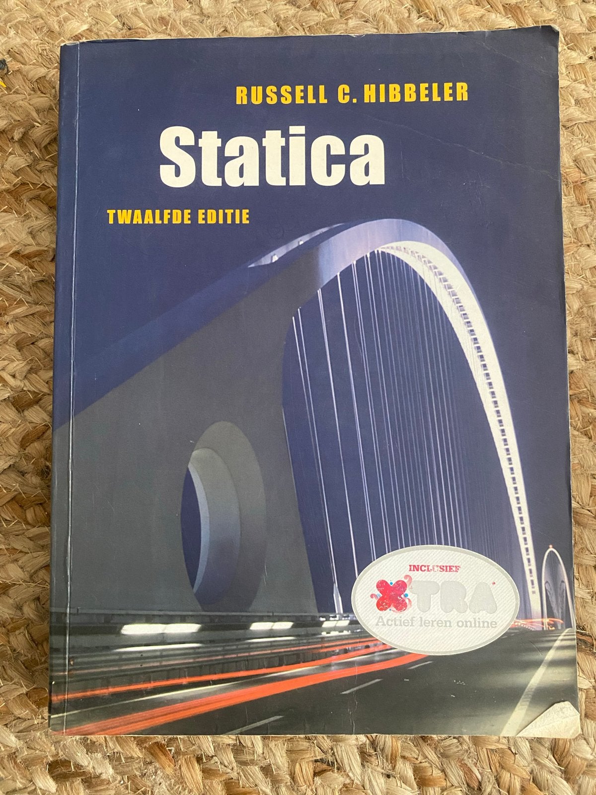 Statica - Russell C. Hibbeler - Twaalfde Editie, Boeken, Ophalen of Verzenden, Beta, Gelezen, HBO