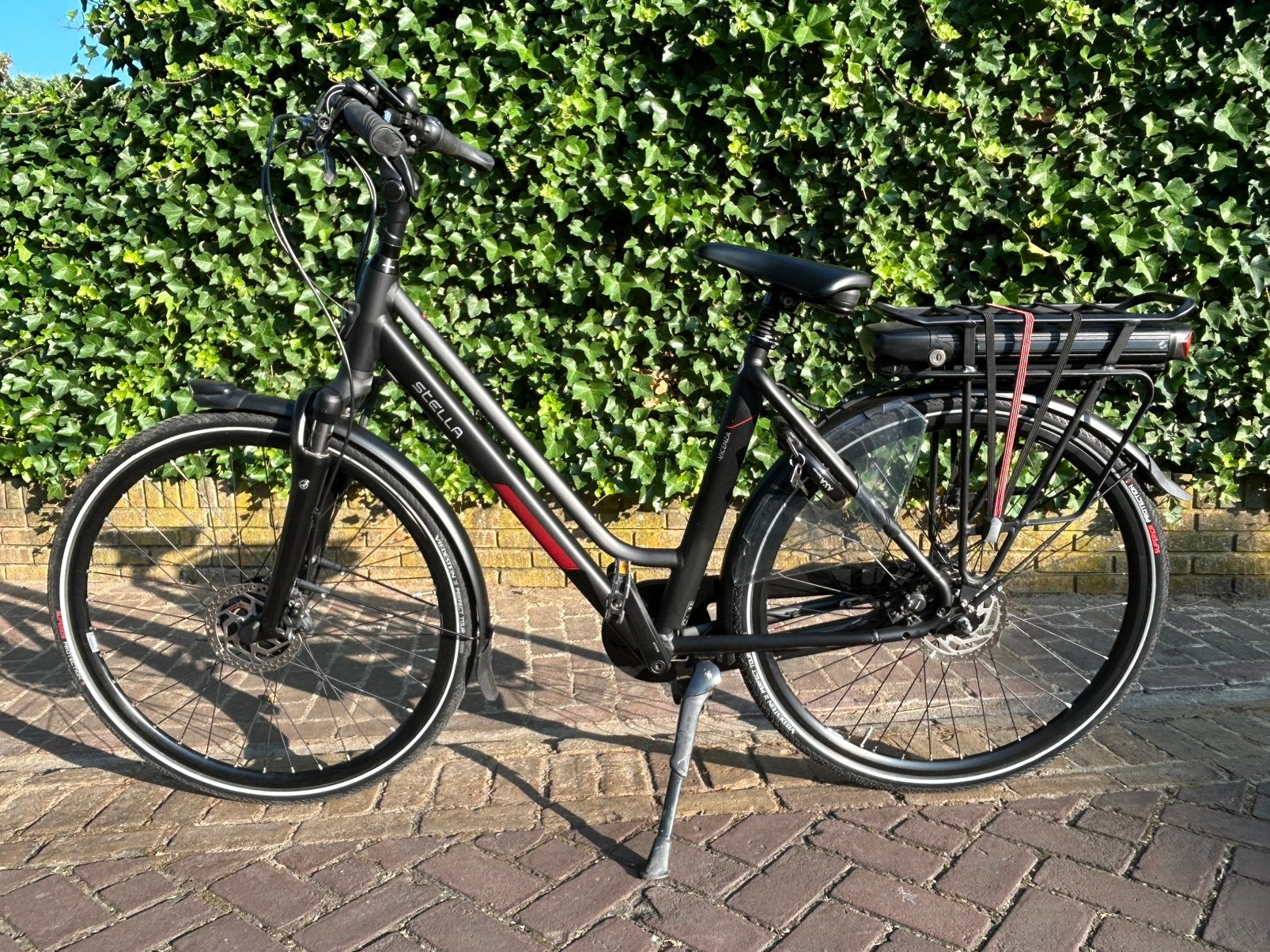 Stella Vicenza elektrische dames/unisex fiets, Fietsen en Brommers, Elektrische fietsen, Zo goed als nieuw, 51 tot 55 cm, 50 km per accu of meer