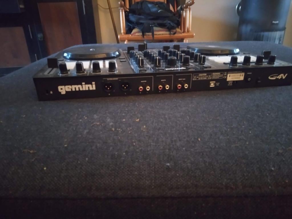 Gemini Gv4 Dj controller, Ophalen of Verzenden, Gebruikt, Draaitafel, Overige merken
