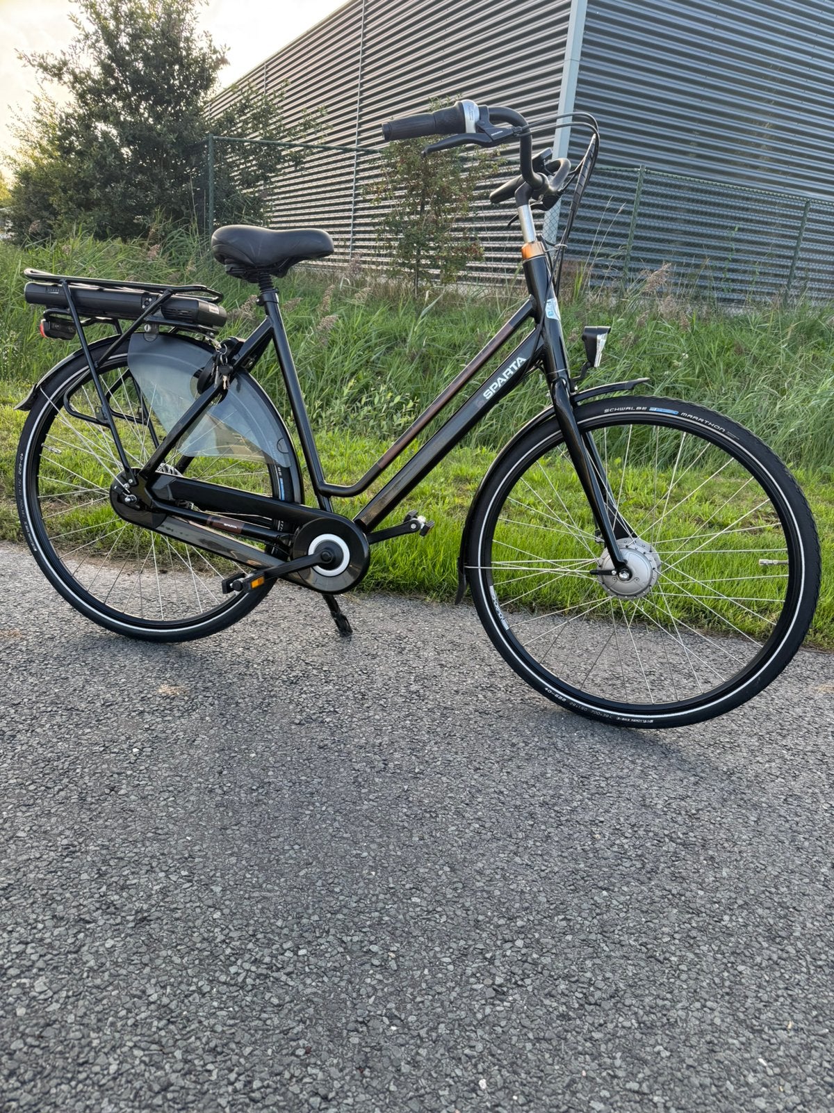 Sparta F7E Elektrische fiets Damesfiets, Fietsen en Brommers, Elektrische fietsen, Ophalen, Sparta, Zo goed als nieuw, 50 km per accu of meer