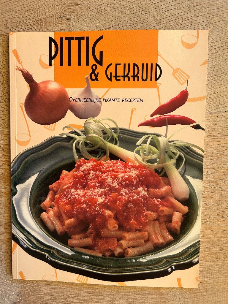 Pittig en gekruid - overheerlijke pikante gerechten, Rebo Productions, Voorgerechten en Soepen, Ophalen of Verzenden, Zo goed als nieuw