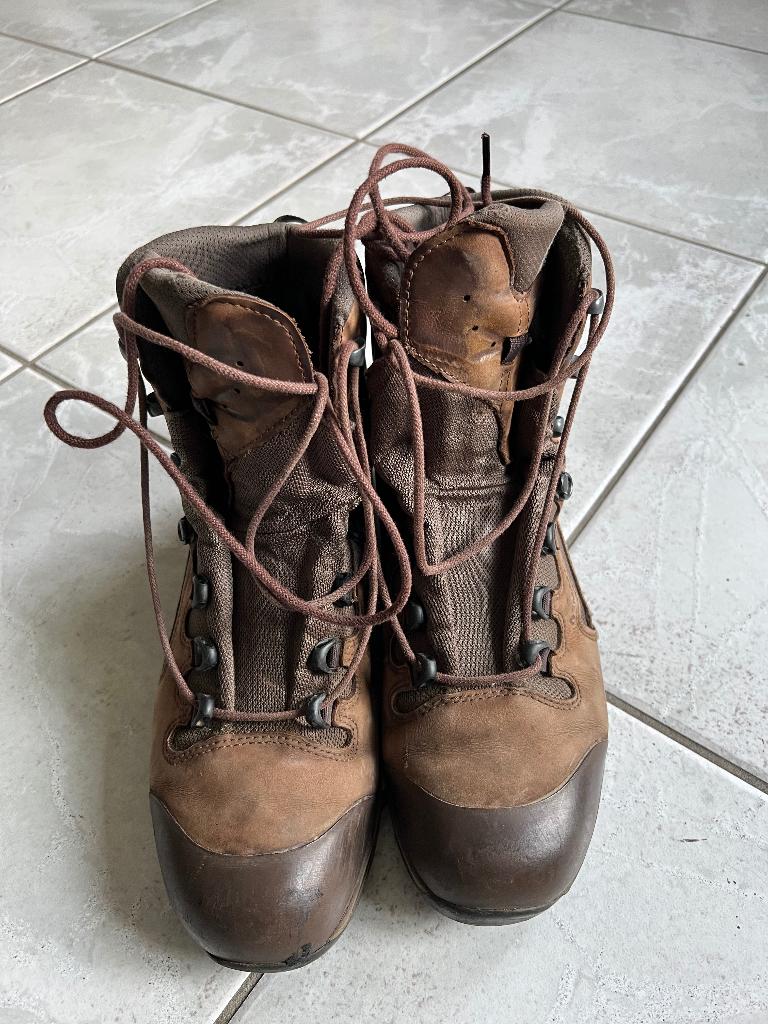 Gedragen paar HAIX Schout legerschoenen maat 11,5. 47 Br 3, Sport en Fitness, Bergsport en Wandelen, Verzenden, Gebruikt, Schoenen