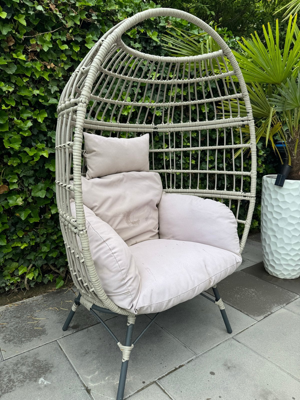 Loungestoel/cocoon tuinstoel met dikke kussens, Ophalen, Kunststof, Gebruikt, Loungeset