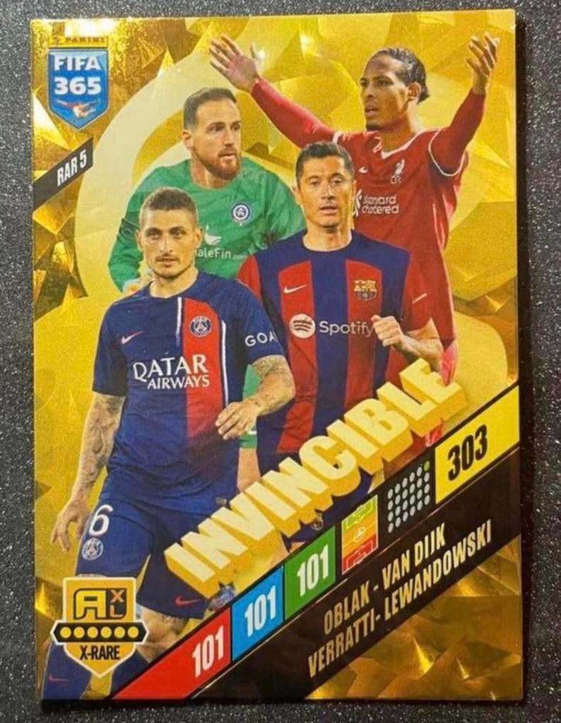 Panini Fifa365 2024 X-RARE INVINCIBLE VAN DIJK LEWANDOWSKI, Verzenden, Zo goed als nieuw, Plaatje