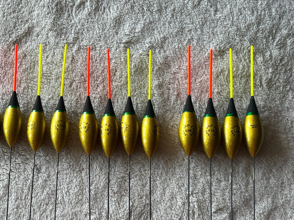 adv 83 / NIEUW serie 12 dobbers V D EYNDE, Ophalen of Verzenden, Nieuw, Dobber of Lood