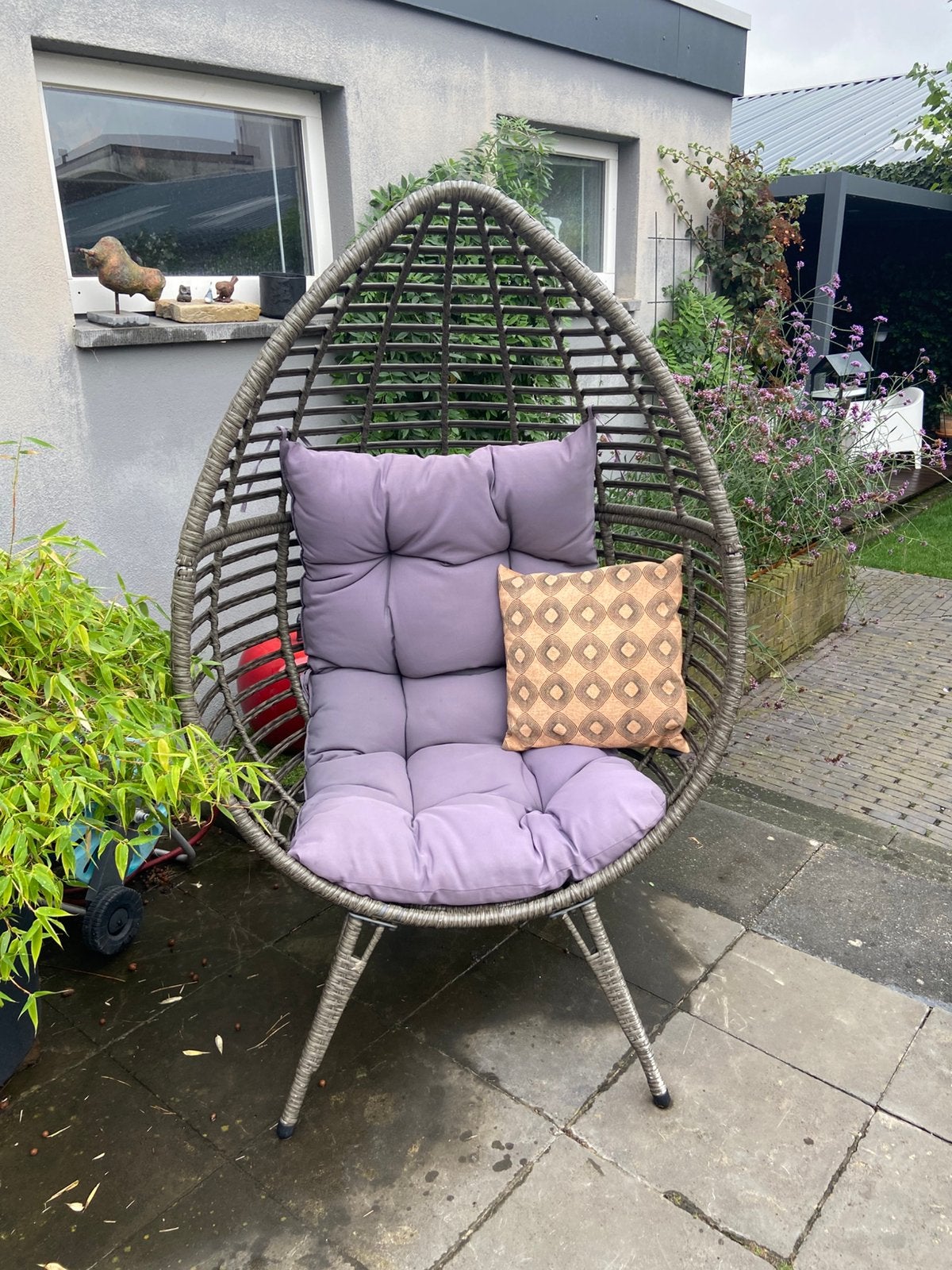 Wicker tuinstoel eivorm op poten in zeer goede staat, Ophalen, Zo goed als nieuw, Wicker