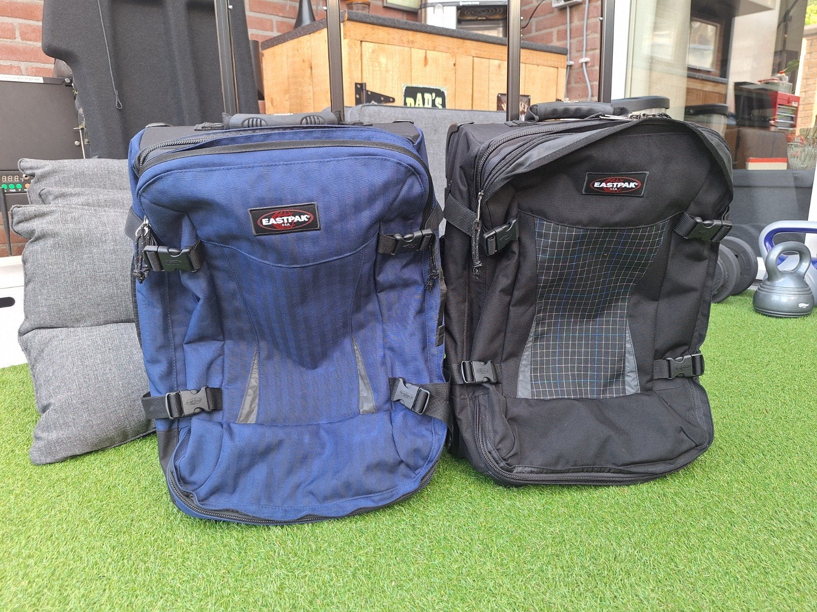 Eastpak reistassen met wieltjes en rugzakfunctie (2 stuks), Sieraden, Tassen en Uiterlijk, Tassen | Reistassen en Weekendtassen
