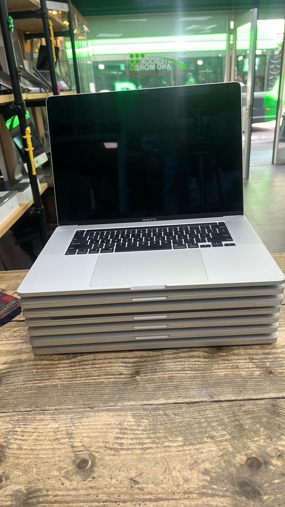 Macbook schermen (screens), Computers en Software, Ophalen of Verzenden, Mac Only, Info@notebookandmore.nl, 2311CP