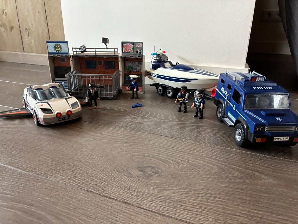 Playmobil politie auto, boot en gevangenis, Ophalen of Verzenden, Gebruikt