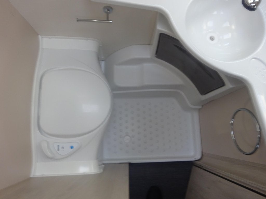 Foto 21 van Caravelair Antares 470 Met Mover en Luifel