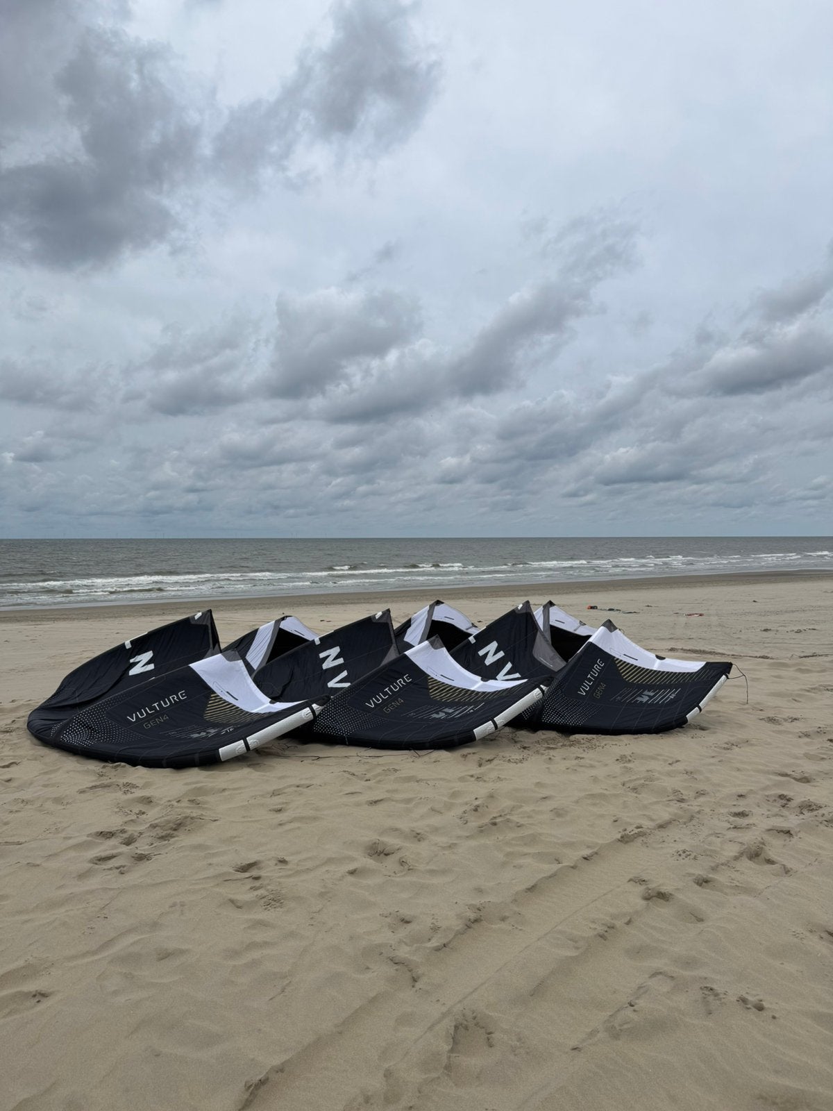 Vantage Vulture GEN4+ 8M, 10M, 12M, Watersport en Boten, Kitesurfen, Geen board, Ophalen of Verzenden, Zo goed als nieuw, 10 m²