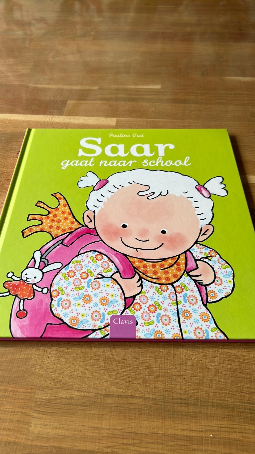 Pauline Oud - Saar gaat naar school, Ophalen of Verzenden, Zo goed als nieuw, Pauline Oud