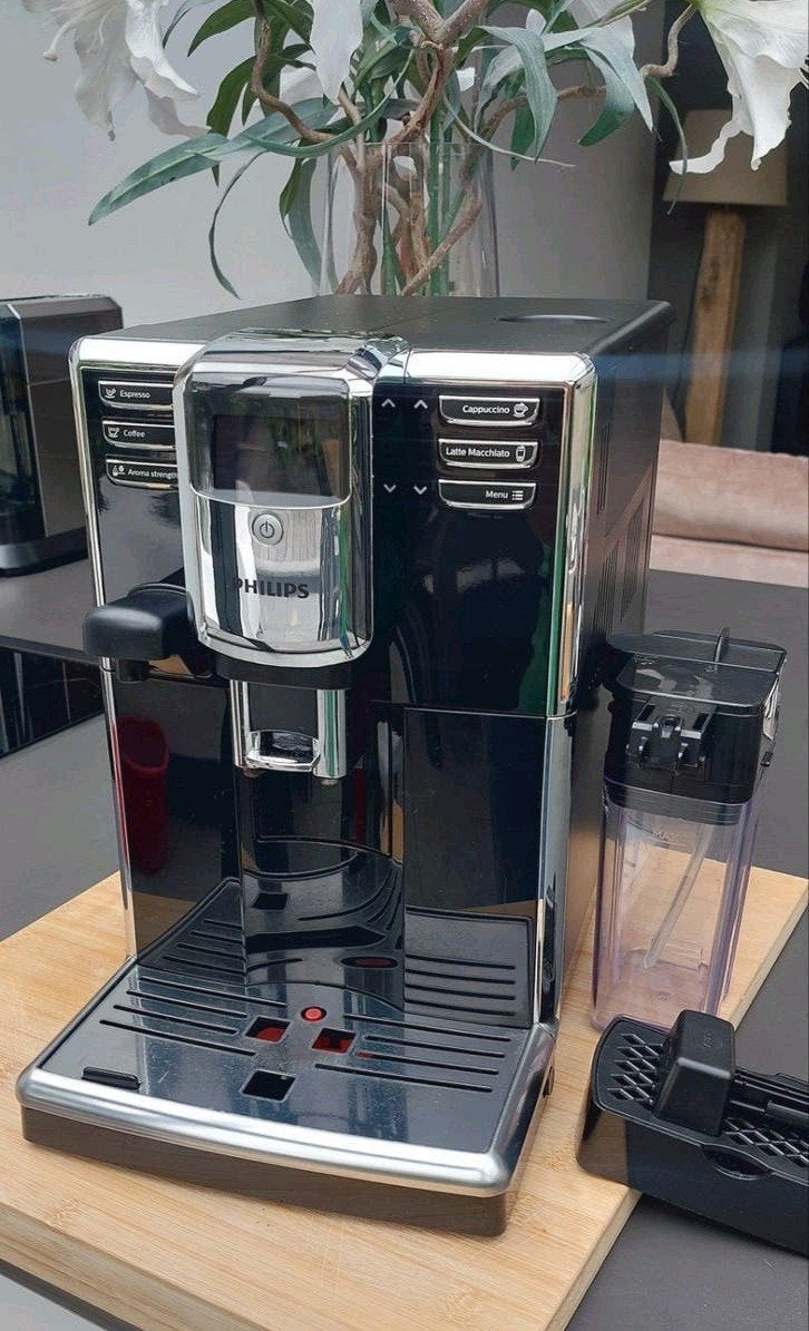 Philips volautomatisch koffie/espresso/cappucino/latte mac, Ophalen, Afneembaar waterreservoir, Koffiemachine, Koffiebonen