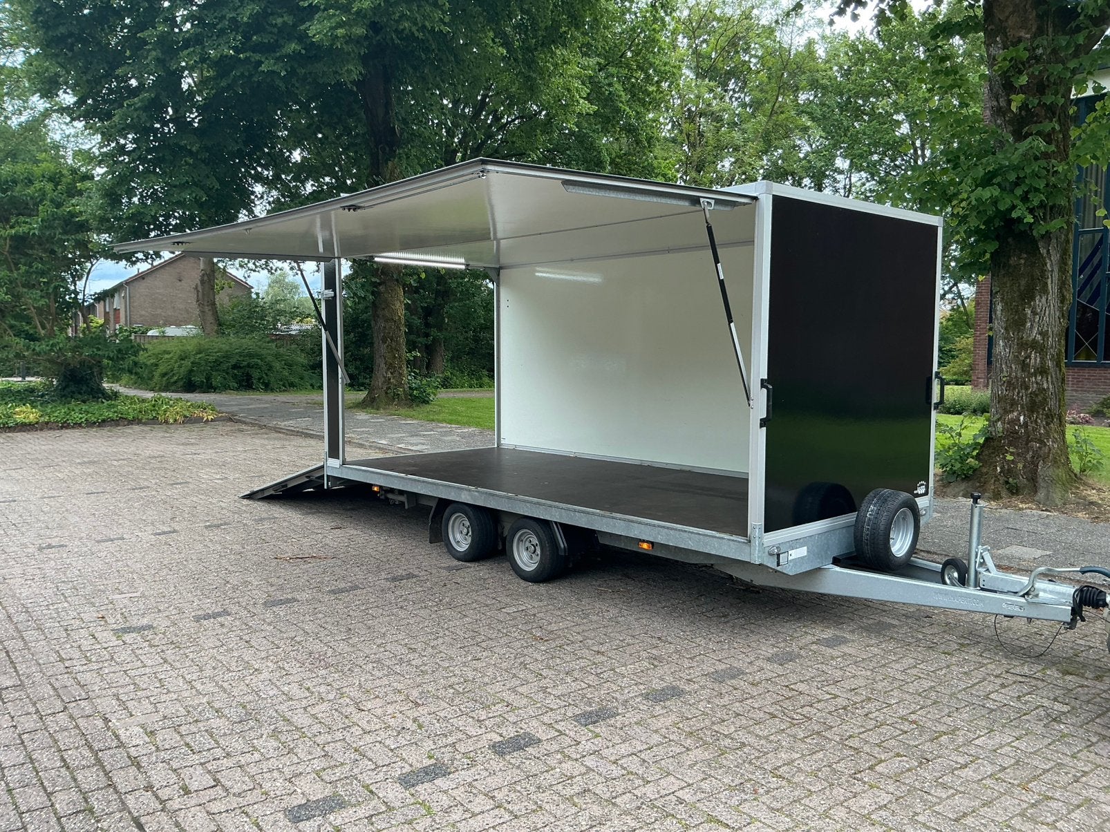 Verkoopwagen podiumwagen bloemenwagen promotiewagen, Ophalen