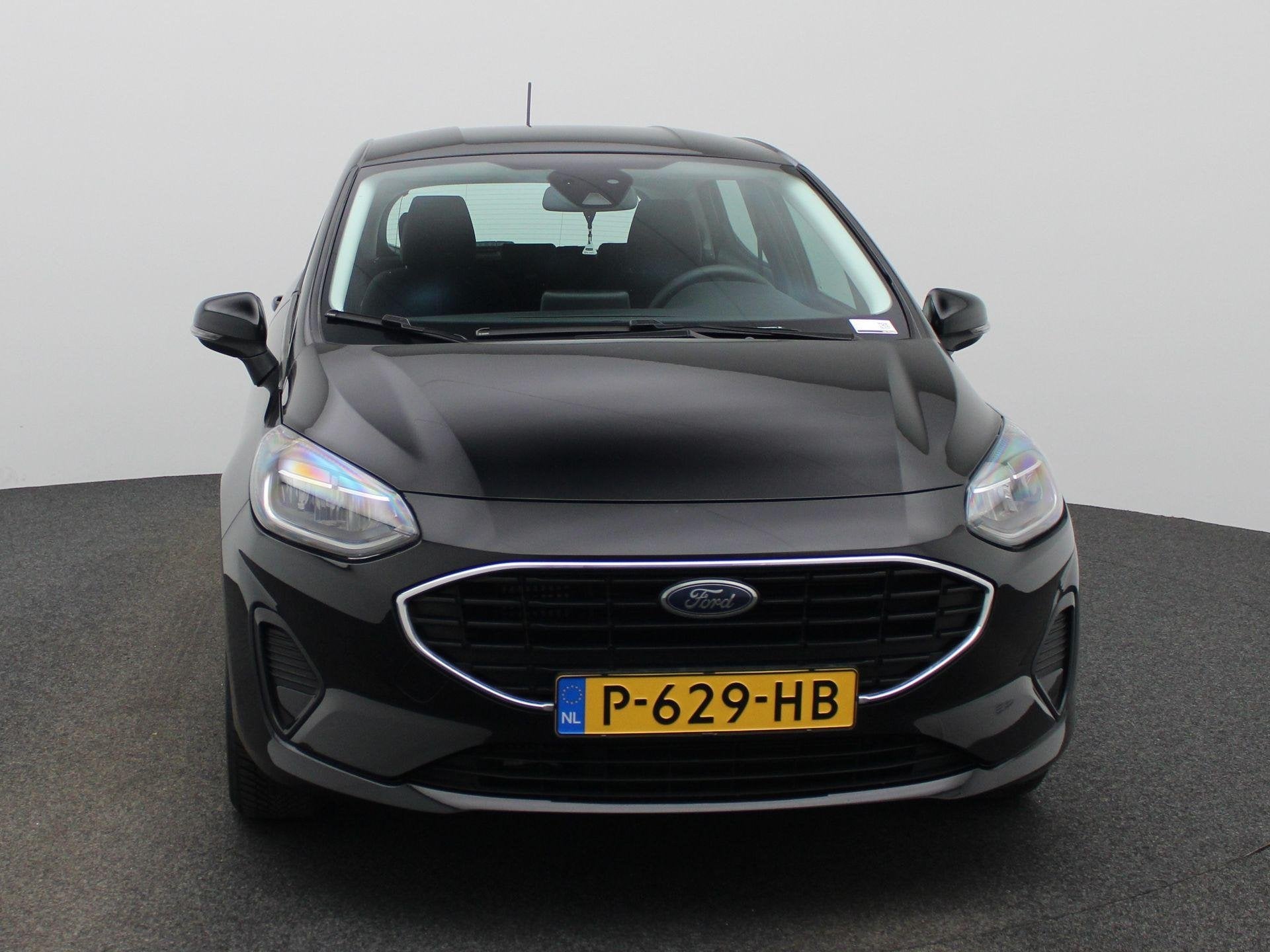 Ford Fiesta Connected | 100 PK | ALL SEASON BANDEN | NAVIGAT, Voorwielaandrijving, 12 maanden, Gebruikt, Euro 6