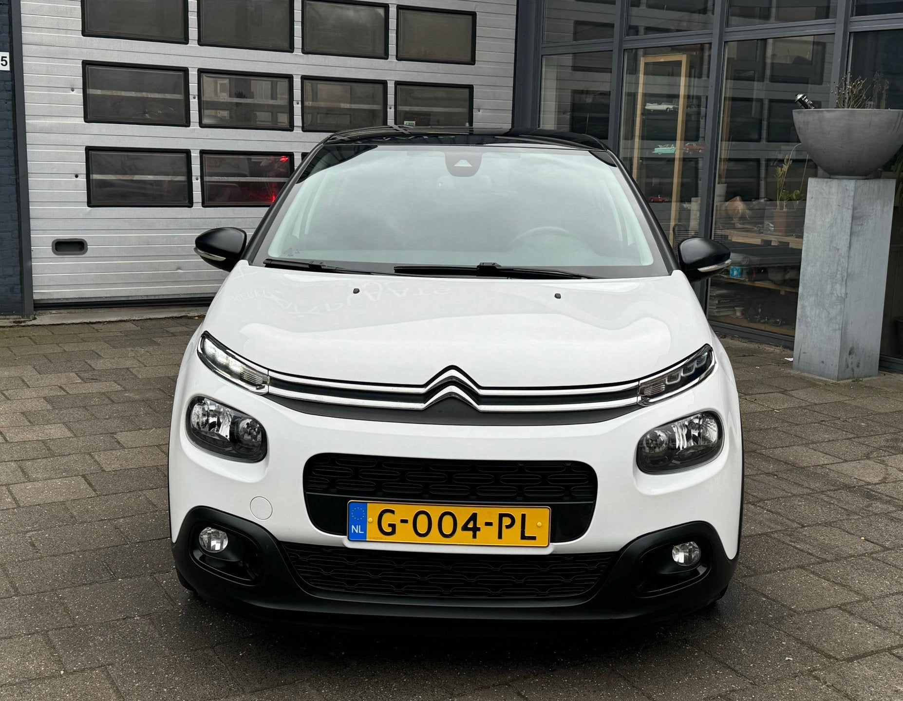 Citroen C3 1.2 PureTech S&S Shine | Clima | Camera | Automaa, Auto's, Citroën, 450 kg, Gebruikt, Euro 6, 1199 cc