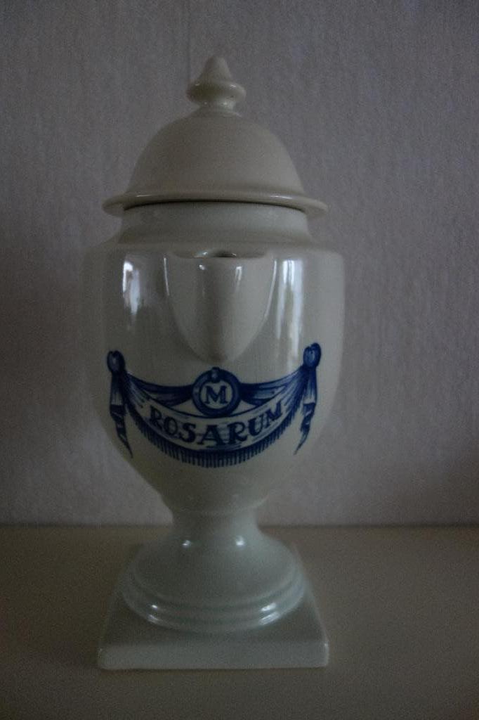Apotheekpot met deksel en schenktuit., Antiek en Kunst, Ophalen of Verzenden