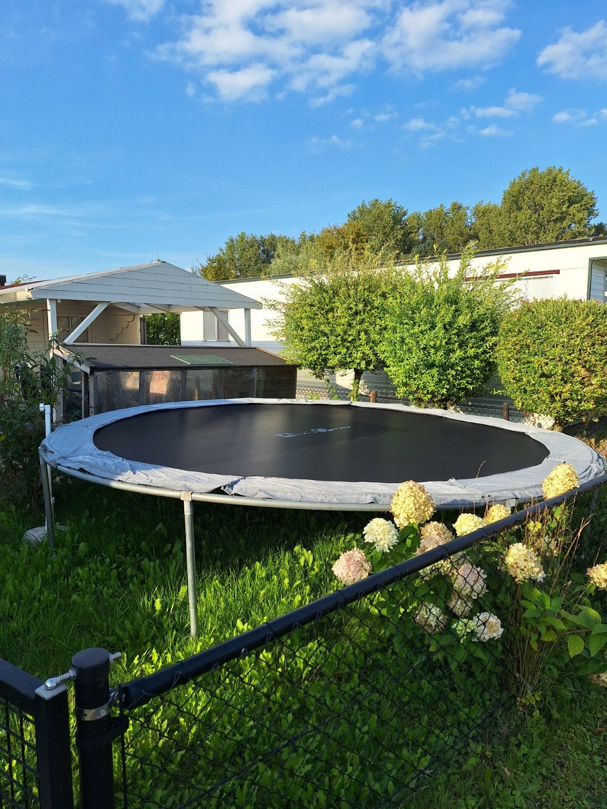 trampoline groot