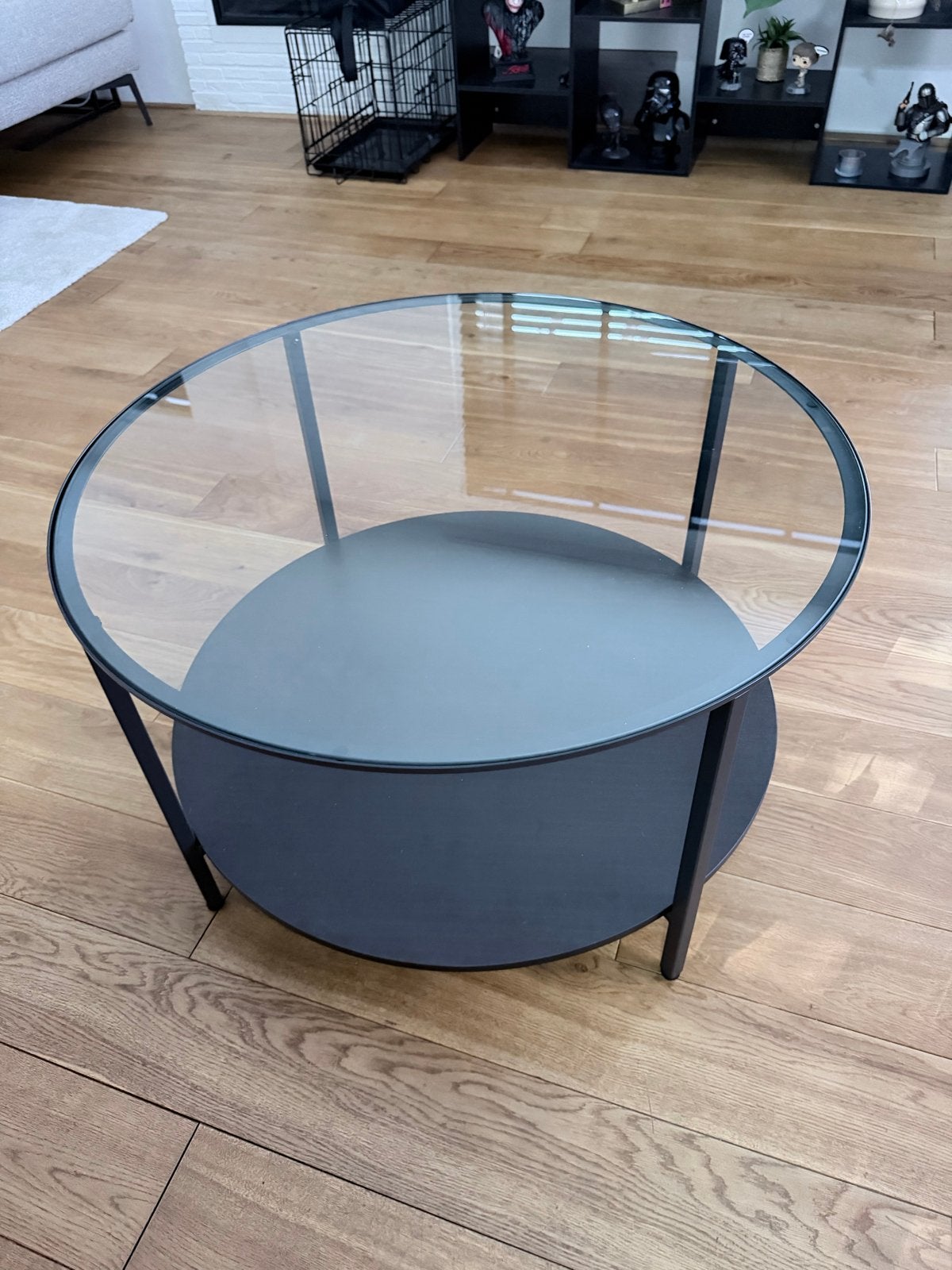 Salontafel met glazen blad en donkerbruin onderblad, Huis en Inrichting, 50 tot 100 cm, Tijdeloos, Rond, 5 – 50