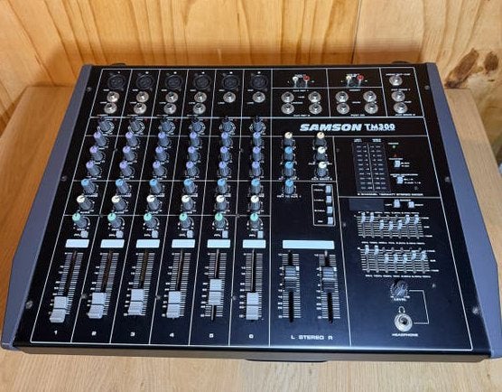 Samson TM300 Powered Mixer - 6 kanalen, 150W, Ophalen of Verzenden, Gebruikt, 5 tot 10 kanalen, Microfooningang