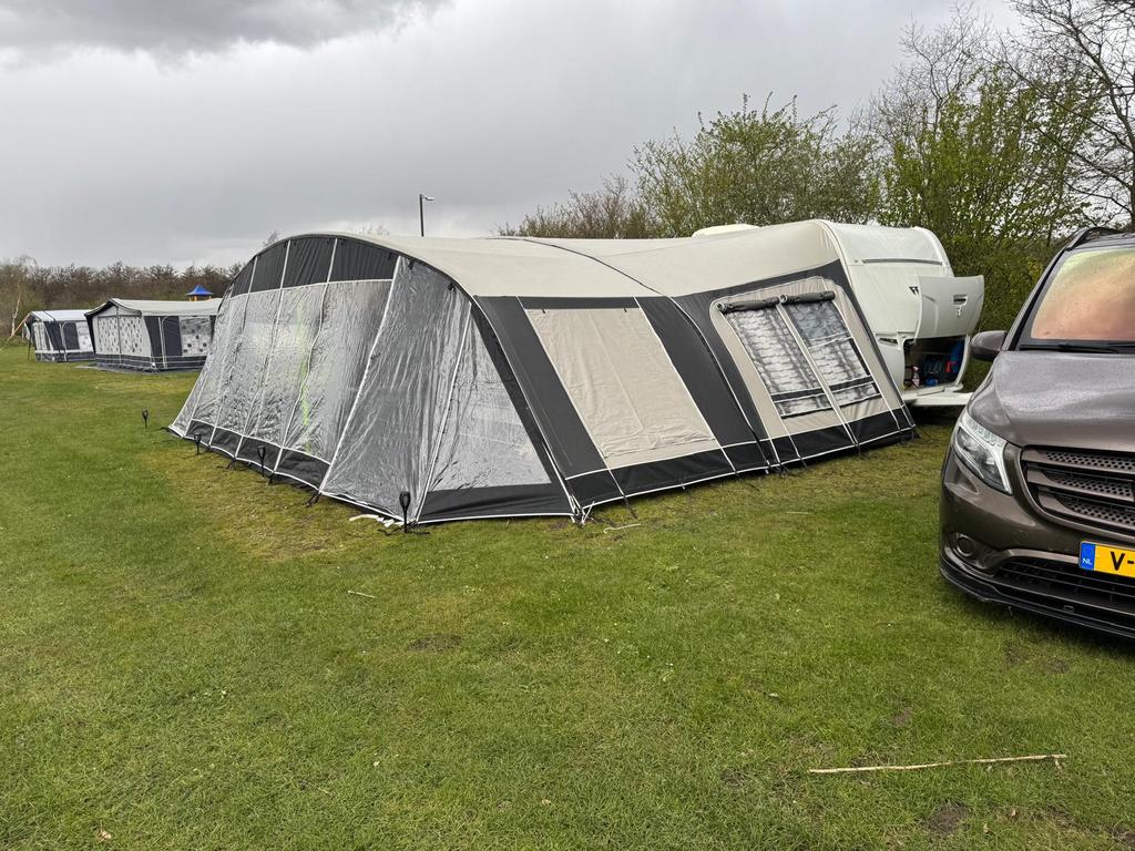 Fendt diamand 650, Caravans en Kamperen, Vast bed, Rondzit, Particulier, Fendt
