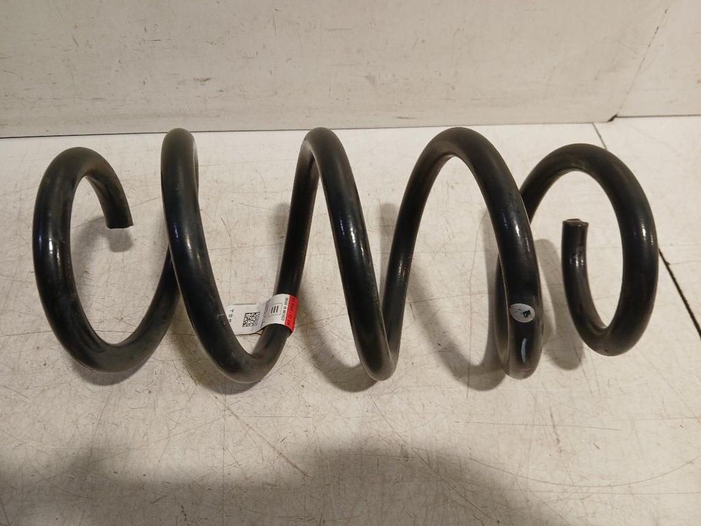 Schroefveer rechts achter Tesla Model 3, Onderdelen@venauto.nl, Van der Ven Autorecycling B.V., Gebruikt, Ettenseweg 76, 4706 PB Roosendaal, The Netherlands