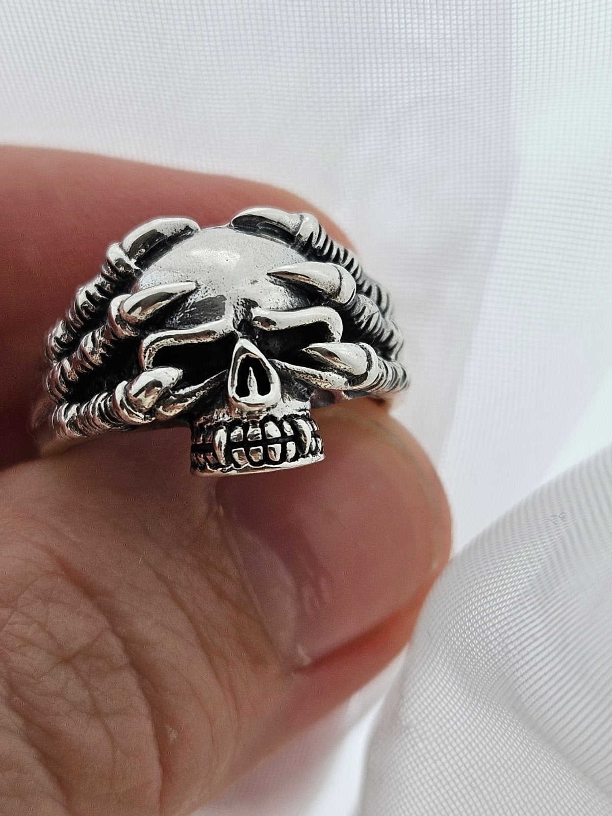 Sterling zilveren skull biker ring, Sieraden, Tassen en Uiterlijk, Ringen, 20 of groter, Heer, Ophalen of Verzenden, Zo goed als nieuw
