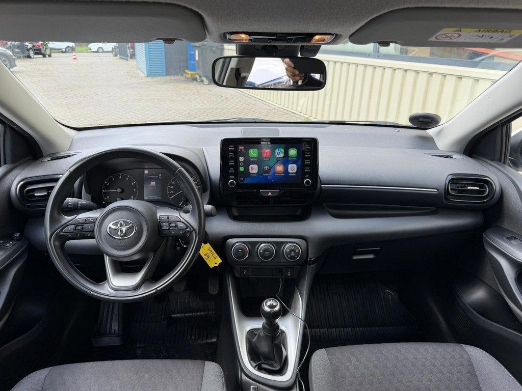 Toyota Yaris 1.0 VVT-i Active, Voorwielaandrijving, Stof, Gebruikt, Wit