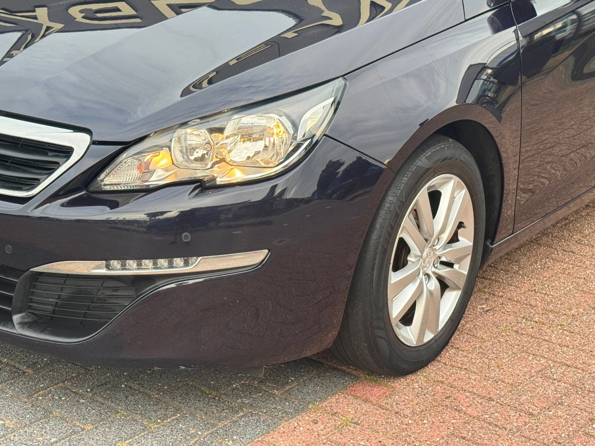 Peugeot 308 SW 1.6 BlueHDI Blue Lease Pack Leder|NAVI|Cruise, Auto's, Peugeot, Voorwielaandrijving, Gebruikt, 4 cilinders, Blauw